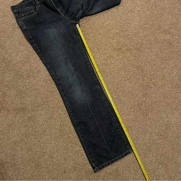 The Limited Dark Wash Denim Jeans w/ Perm Crease Straight Leg Classic Fit - Picture 5 of 14